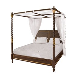 Canopy bed